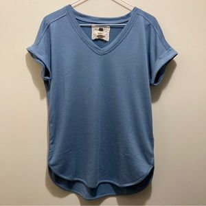 Cupio Blue Vneck Tee-Small